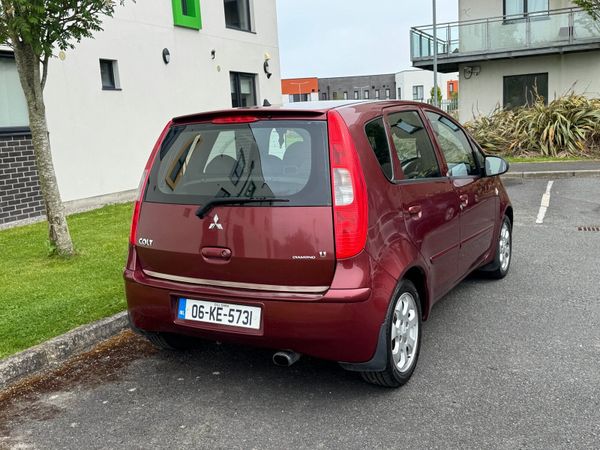 Mitsubishi Colt Hatchback, Petrol, 2006, Red