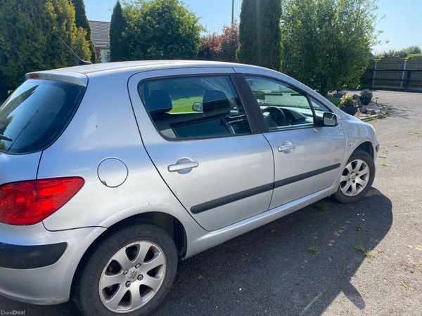 Peugeot 307 Hatchback, Petrol, 2008, Grey