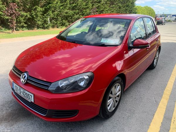 Volkswagen Golf Hatchback, Petrol, 2013, Red