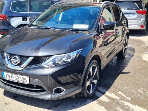 Nissan Qashqai SUV, Diesel, 2017, Black