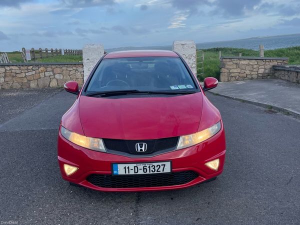 Honda Civic Hatchback, Petrol, 2011, Red