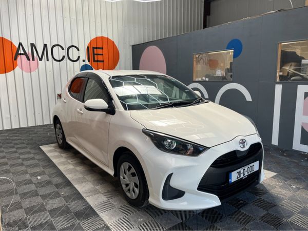 Toyota Yaris Hatchback, Petrol, 2021, White