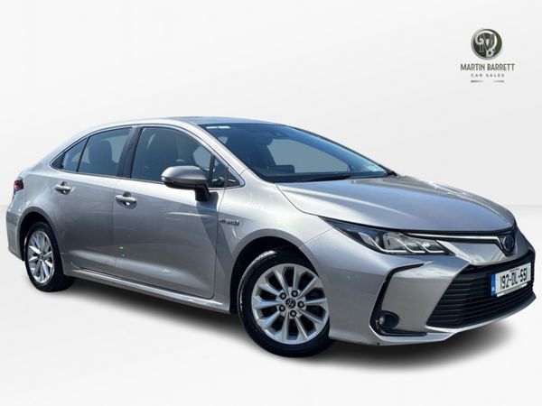 Toyota Corolla Saloon, Petrol Hybrid, 2019, Grey