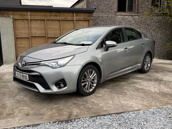 Toyota Avensis Saloon, Diesel, 2017, Grey