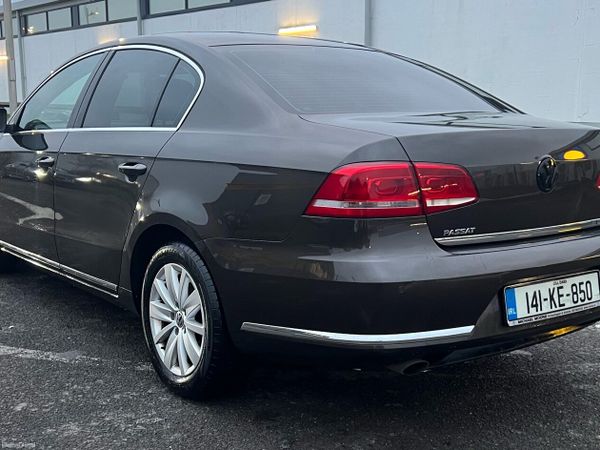 Volkswagen Passat Saloon, Diesel, 2014, Brown