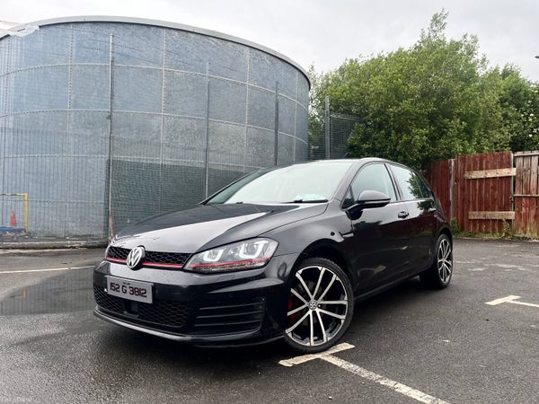 Volkswagen Golf Hatchback, Diesel, 2015, Black