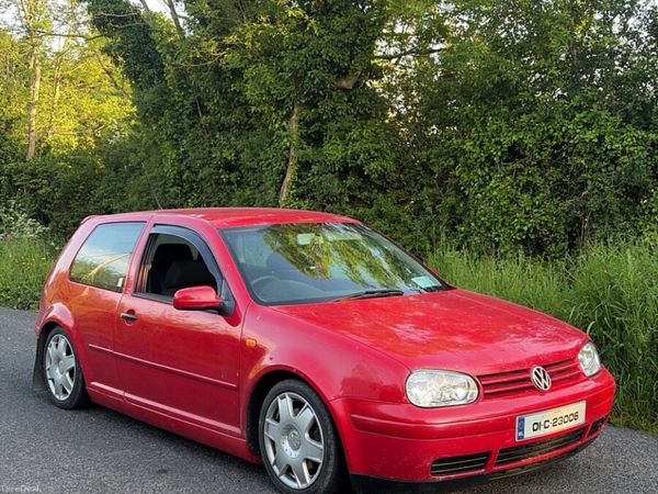 Volkswagen Golf Hatchback, Diesel, 2001, Red