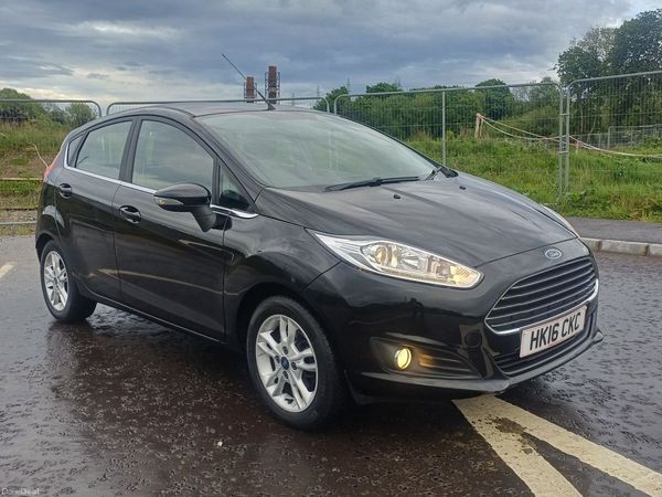 Ford Fiesta Hatchback, Diesel, 2016, Black