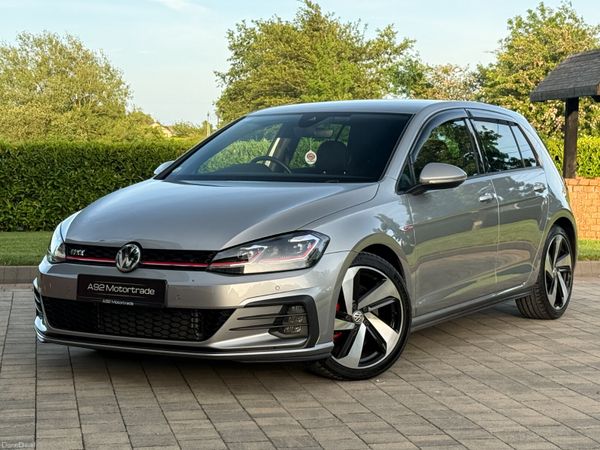 Volkswagen Golf Hatchback, Petrol, 2017, Grey