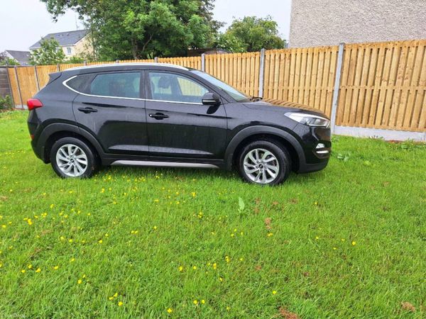 Hyundai Tucson SUV, Diesel, 2016, Black
