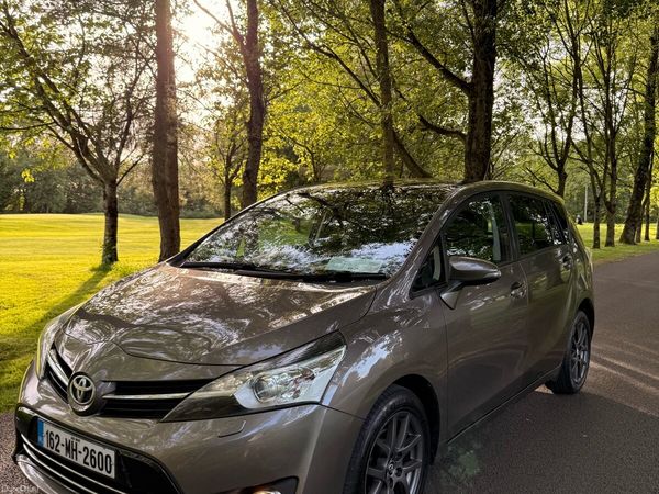 Toyota Verso MPV, Diesel, 2016, Bronze