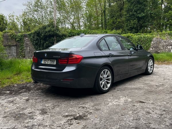 BMW 3-Series Saloon, Diesel, 2013, Grey