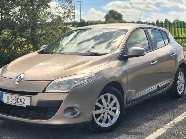 Renault Megane Hatchback, Diesel, 2011, Gold