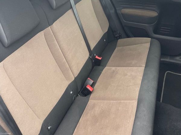 Citroen C4 Cactus Hatchback, Petrol, 2018, White