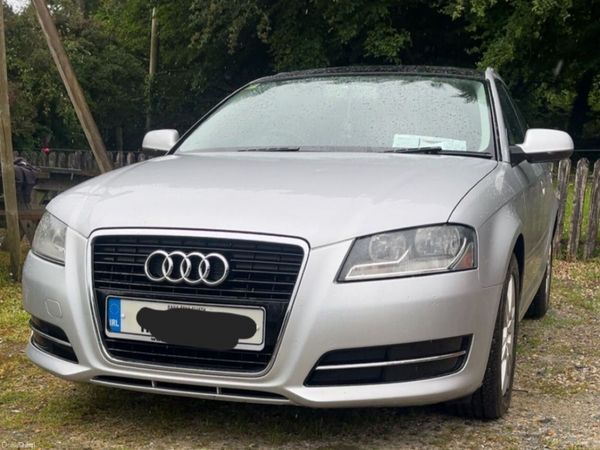 Audi A3 Hatchback, Diesel, 2011, Silver