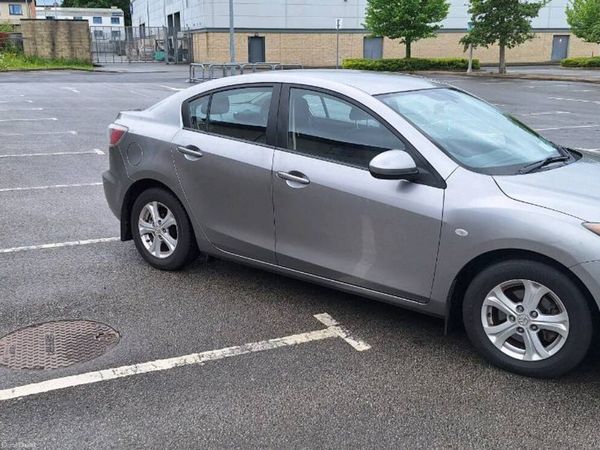Mazda Mazda3 Saloon, Diesel, 2010, Grey