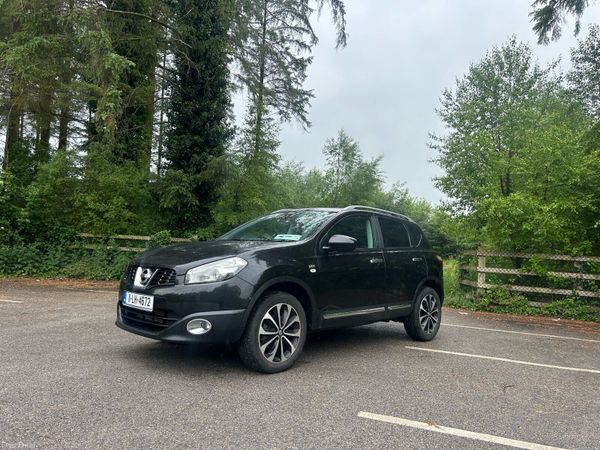Nissan Qashqai Hatchback, Diesel, 2011, Black
