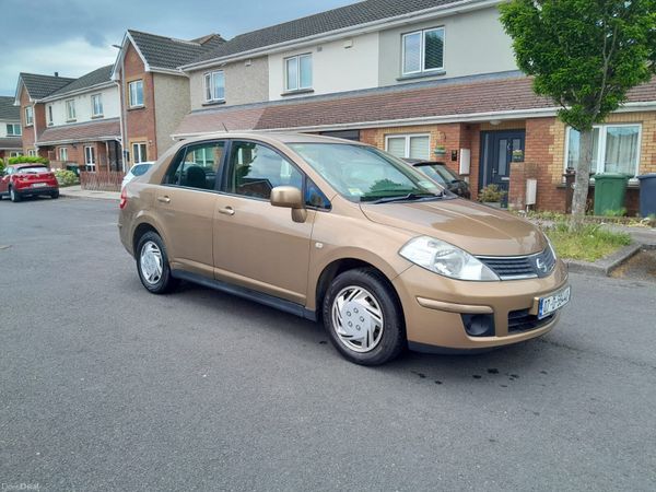Nissan Tiida Saloon, Petrol, 2007, Gold