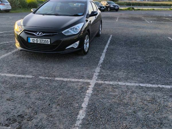 Hyundai i40 Saloon, Diesel, 2012, Black