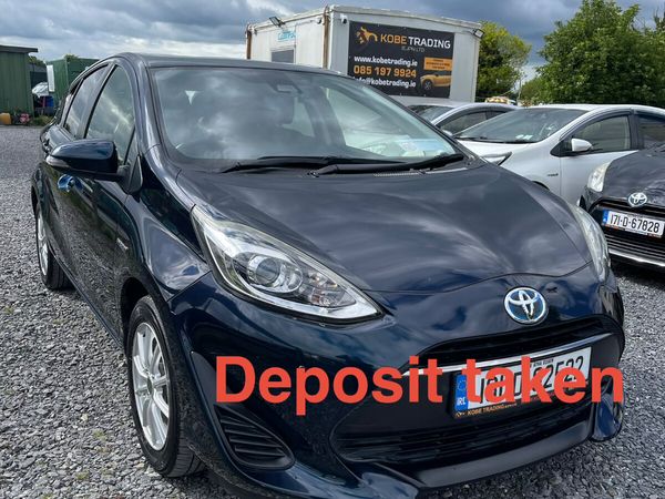 Toyota Aqua Hatchback, Petrol Hybrid, 2018, Green