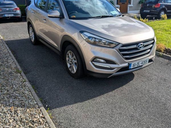 Hyundai Tucson SUV, Diesel, 2016, Beige