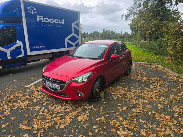 Mazda Demio MPV, Diesel, 2017, Red