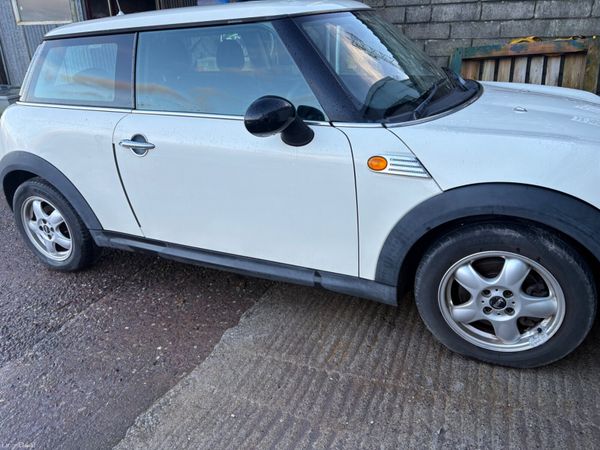 Mini One Hatchback, Petrol, 2008, White