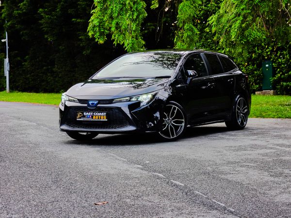 Toyota Corolla Estate, Petrol Hybrid, 2021, Black