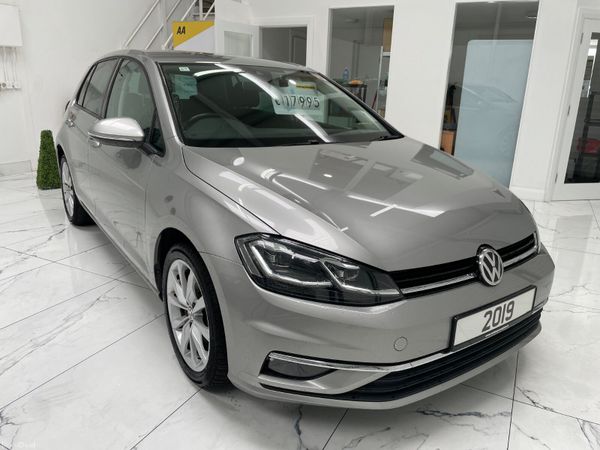 Volkswagen Golf Hatchback, Petrol, 2019, Silver