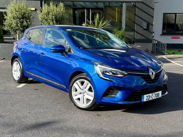 Renault Clio Hatchback, Petrol, 2022, Blue
