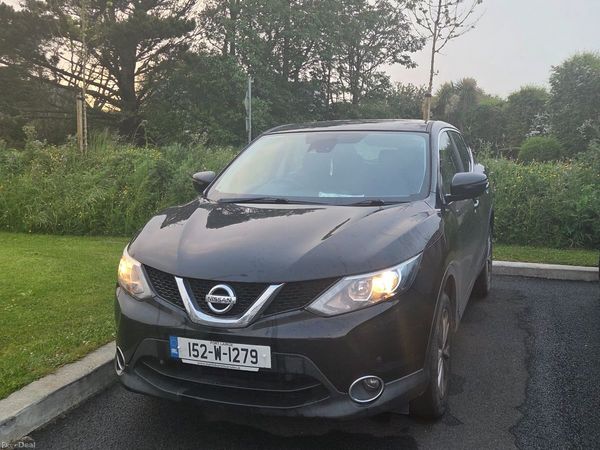 Nissan Qashqai Hatchback, Diesel, 2015, Black