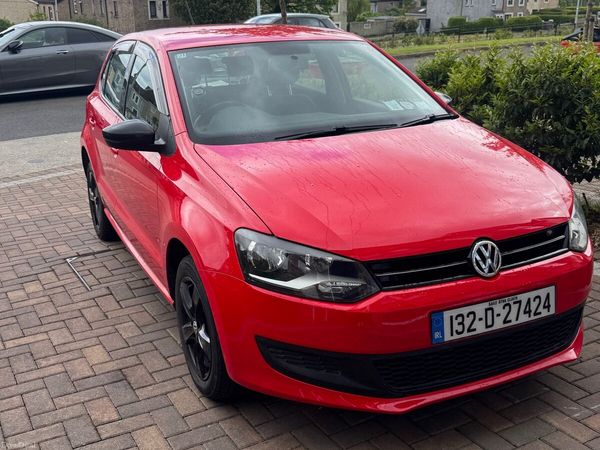 Volkswagen Polo Hatchback, Petrol, 2013, Red