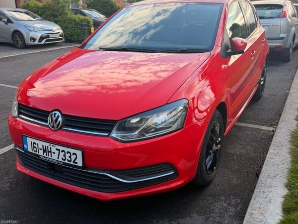 Volkswagen Polo Hatchback, Petrol, 2016, Red