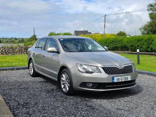 Skoda Superb Saloon, Diesel, 2014, Beige