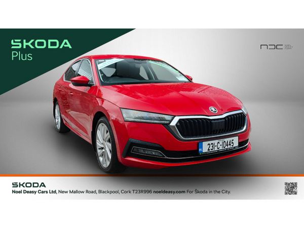 Skoda Octavia Hatchback, Diesel, 2023, Red