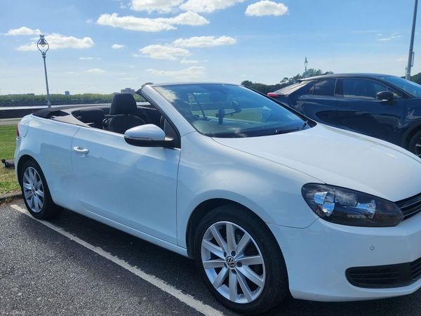 Volkswagen Golf Convertible, Diesel, 2011, White