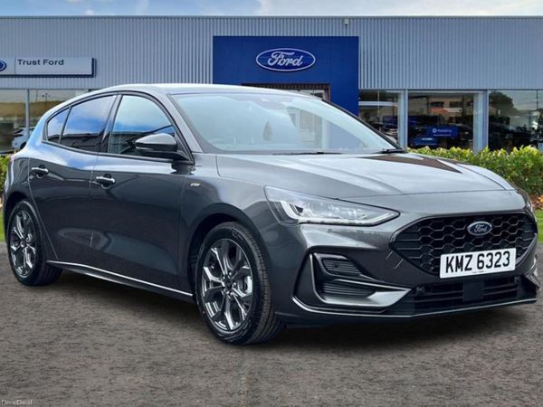 Ford Focus Hatchback, Petrol, 2026, Grey