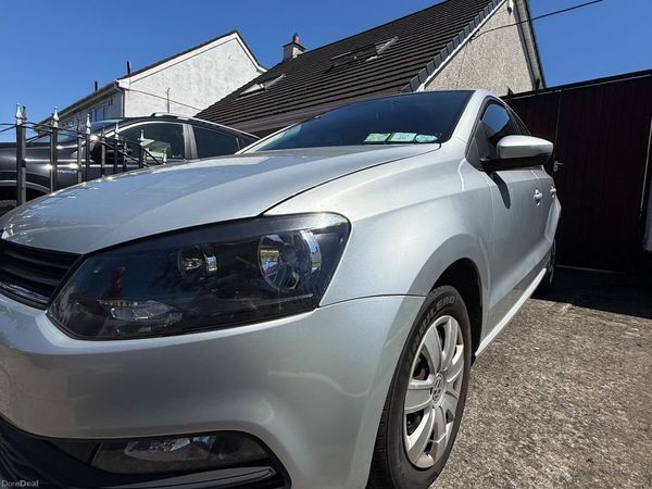 Volkswagen Polo Hatchback, Petrol, 2015, Silver