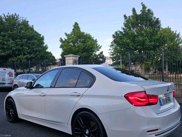 BMW 3-Series Saloon, Petrol, 2017, White