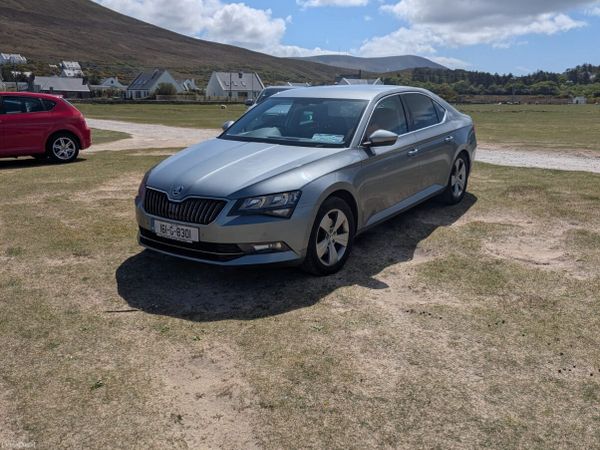 Skoda Superb Hatchback, Diesel, 2016, Grey