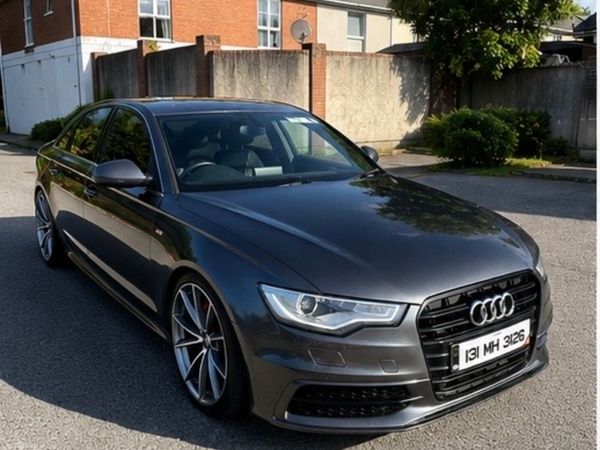 Audi A4 Saloon, Diesel, 2013, Blue