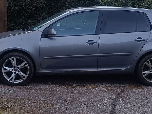 Volkswagen Golf Hatchback, Diesel, 2007, Grey