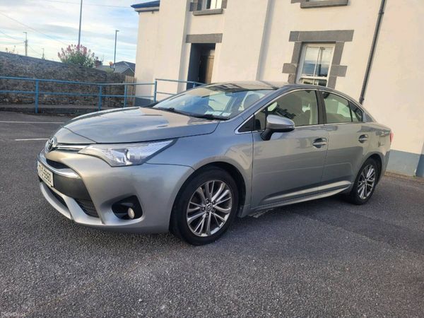 Toyota Avensis Saloon, Diesel, 2017, Grey