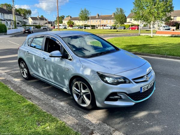 Vauxhall Astra Hatchback, Diesel, 2015, Silver