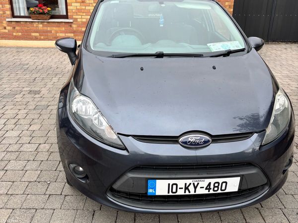 Ford Fiesta Hatchback, Petrol, 2010, Grey