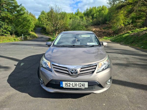 Toyota Avensis Saloon, Diesel, 2015, Bronze