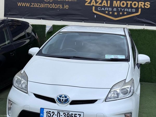 Toyota Prius Hatchback, Petrol Hybrid, 2013, White