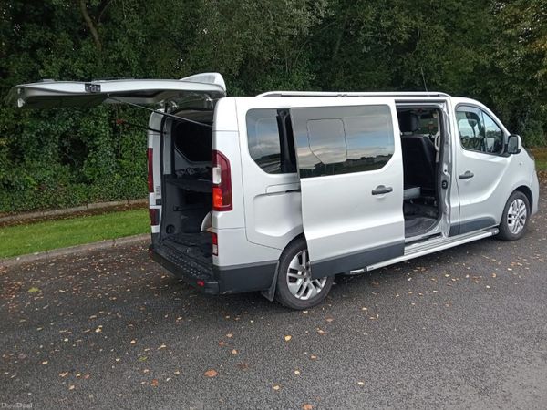 Renault Trafic MPV, Diesel, 2017, Silver