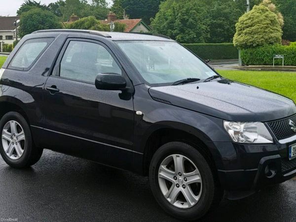 Suzuki Grand Vitara SUV, Petrol, 2008, Black