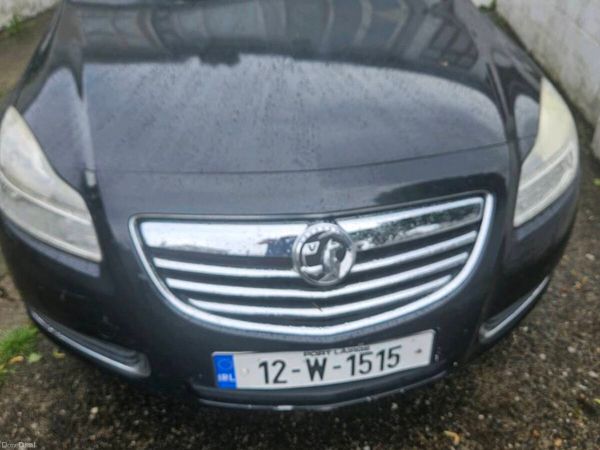 Vauxhall Insignia Hatchback, Diesel, 2012, Black